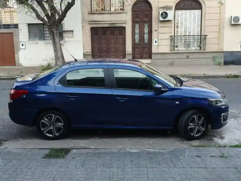Citroën C-Elysee 2017 1.6 Live Vti 115Cv Manual  2017 - foto 1
