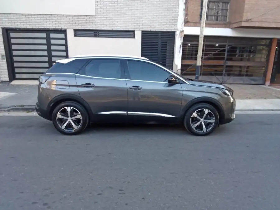 Peugeot 3008 - 1.6 Thp Gt Pack  2023  2023 - foto 3
