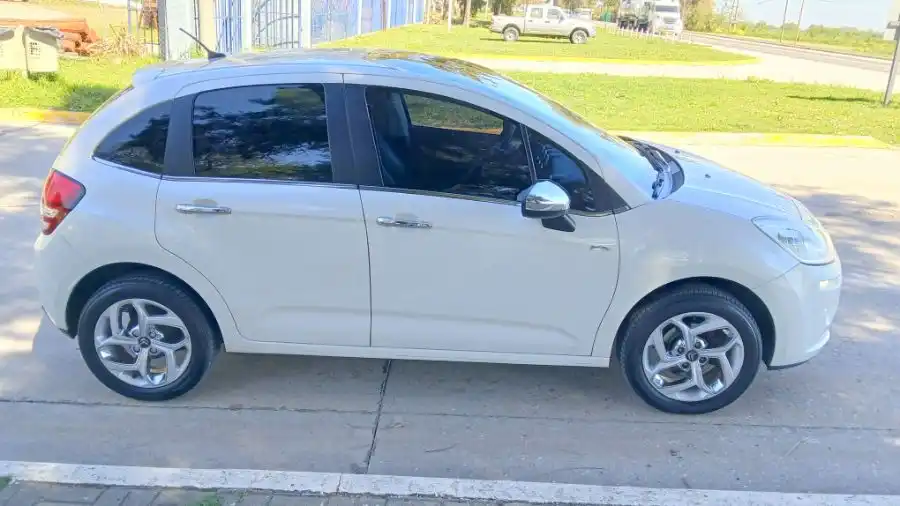 Citroën C3 Exclusive 2014 - 1.6 - 75.500 Km Unico!!!  2014 - foto 2