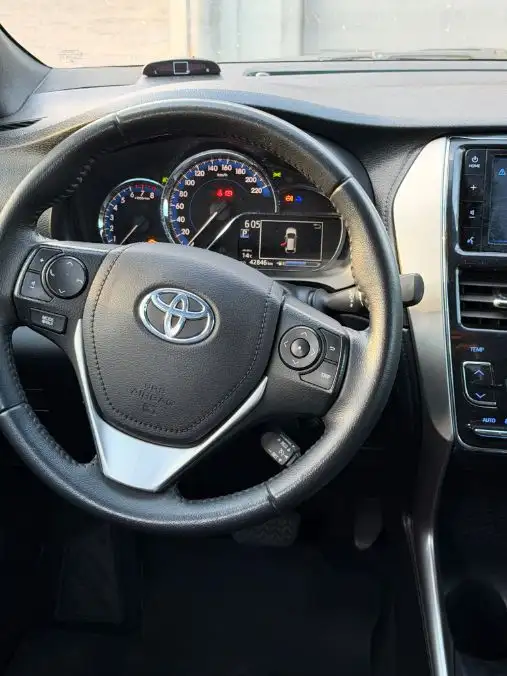 Toyota Yaris Xls Cvt 2021  2021 - foto 5
