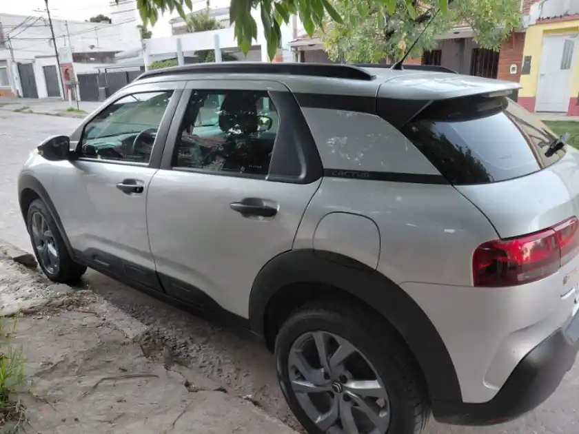 Citroën Cactus  56.000 Kms  2022 - foto 2