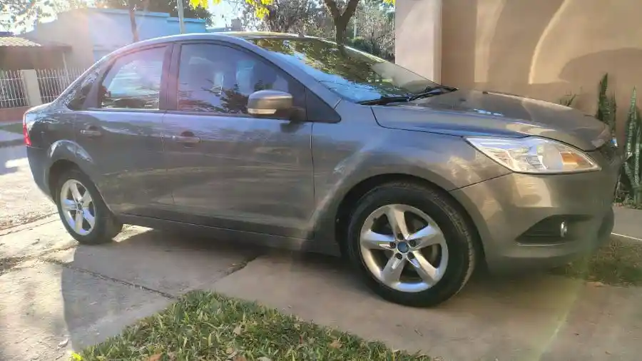 Ford Focus 2013  2013 - foto 1