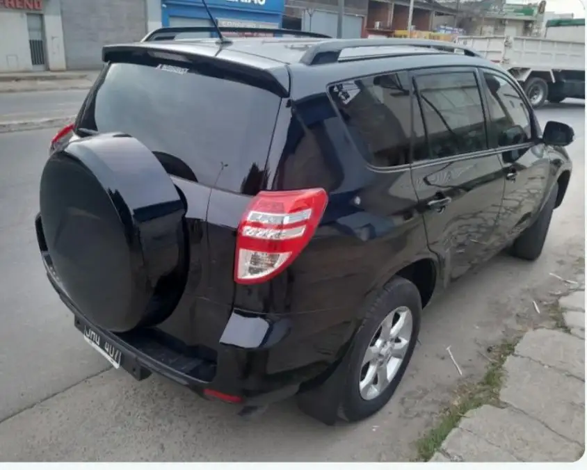 Toyota Rav 4 - foto 2