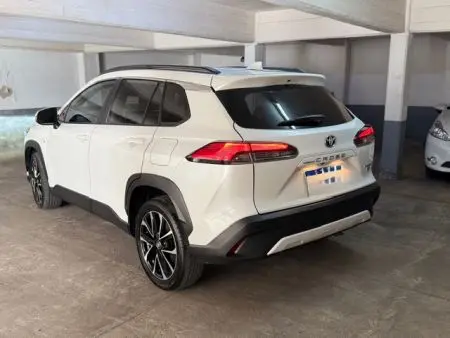 Toyota Corolla Cross  Hibrido  2024 - foto 2