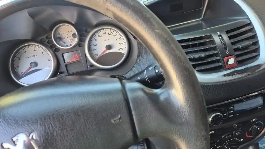 Peugeot 207 Allure Con Gnc / 2014  2014 - foto 5
