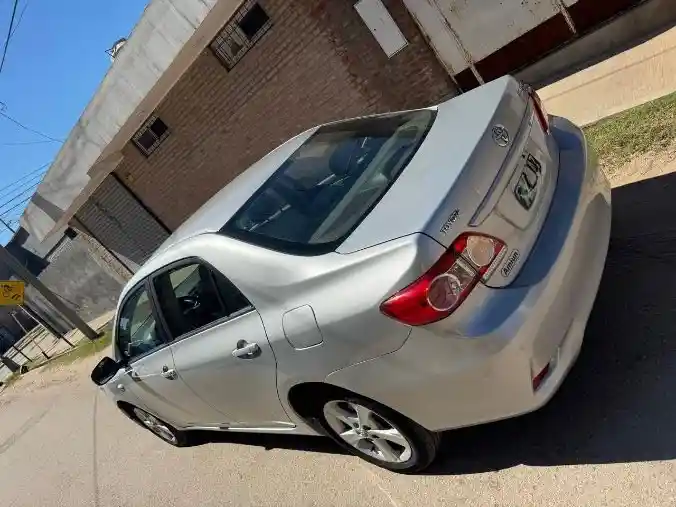 Toyota Corolla Xei 1.8 Automatico  2012 - foto 4
