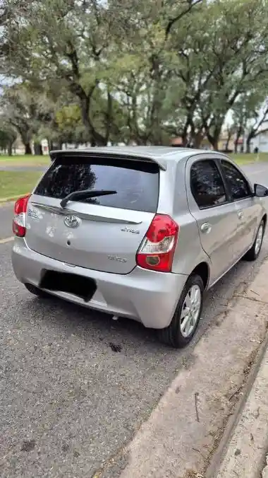 Toyota Etios 1.5 Xls  2017 - foto 2