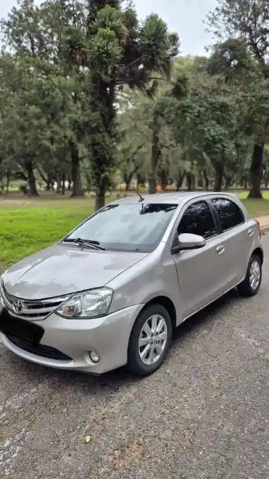 Toyota Etios 1.5 Xls  2017 - foto 4