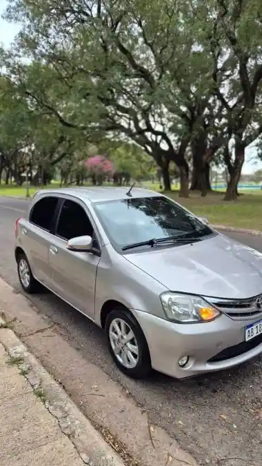 Toyota Etios 1.5 Xls  2017 - foto 5