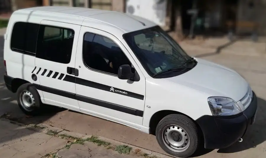 Citroën Berlingo 2020 Hdi Mixta 5 Asientos  2020 - foto 2