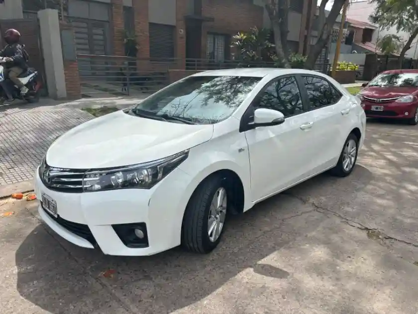 Toyota Corolla 2015 Automatico Cuero  2015 - foto 1
