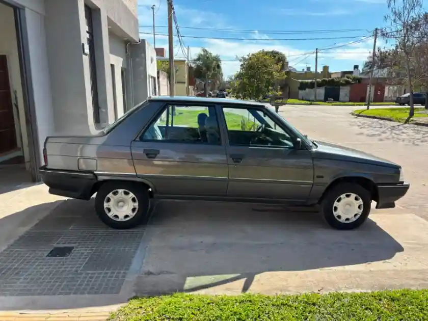 Renault 9 Joya - foto 3