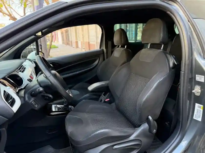Citroën Ds3 - 1.6 Nafta - 2014 - Impecable  2014 - foto 3
