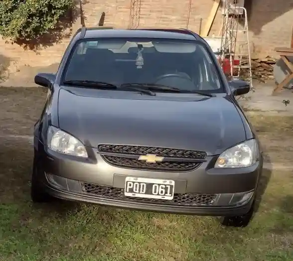 Chevrolet Classic 1.4 Nafta Ls - foto 3
