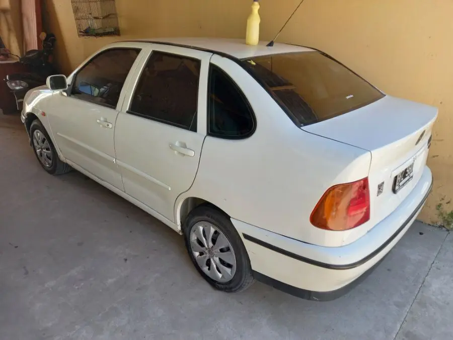 Volkswagen Wolksvagen Polo 1.6 Classic - foto 1