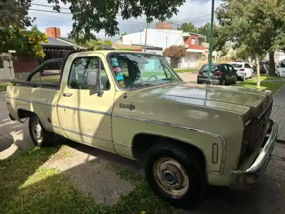 Chevrolet 75 Deluxe - foto 1