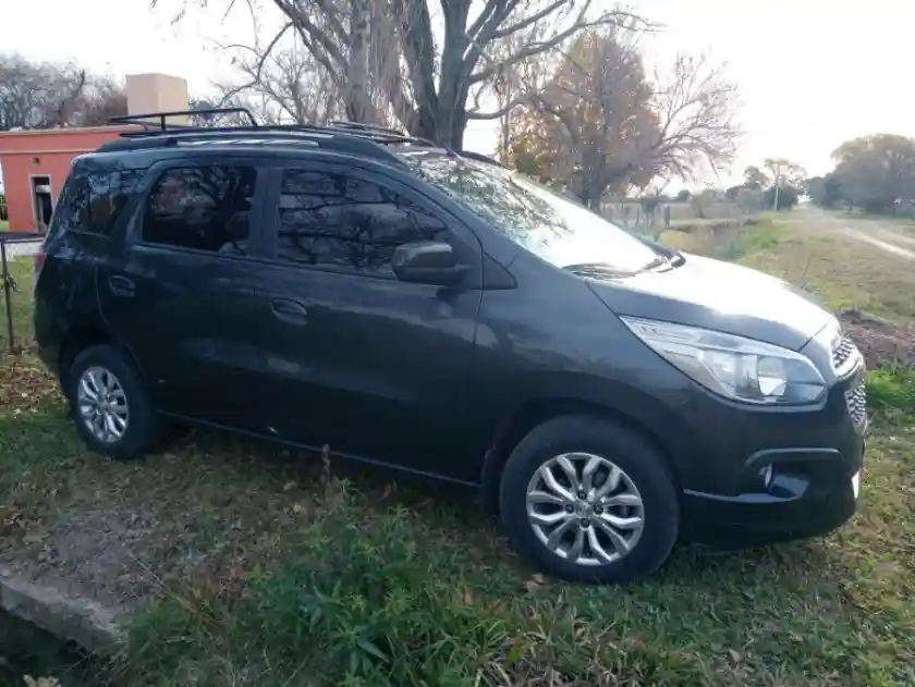 Chevrolet Spin Ltz 7Asientos 2018  2018 - foto 2