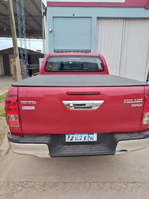 Toyota Hilux 4X4 Srx. Impecable!! - foto 3