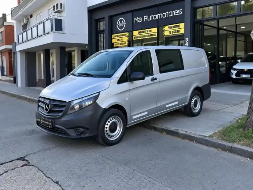 Mercedes-Benz Vito Cdi 111 Mixta  2018 - foto 1