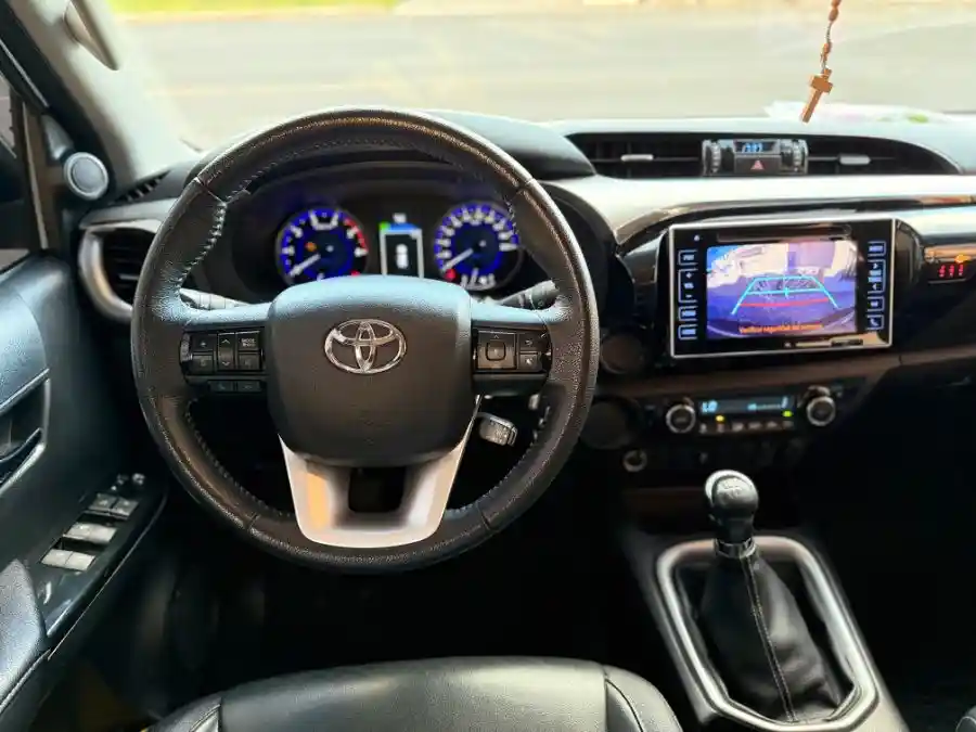 Toyota Hilux Srv 2017  2017 - foto 3