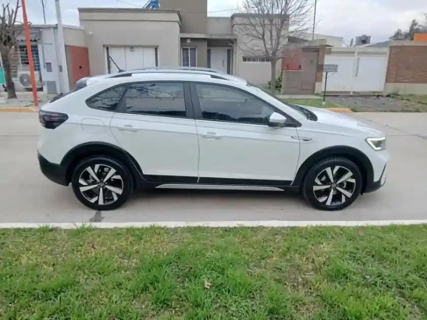 Volkswagen Nivus 2021 Highline Aut. 76.400 Km Impecable!!!  2021 - foto 1