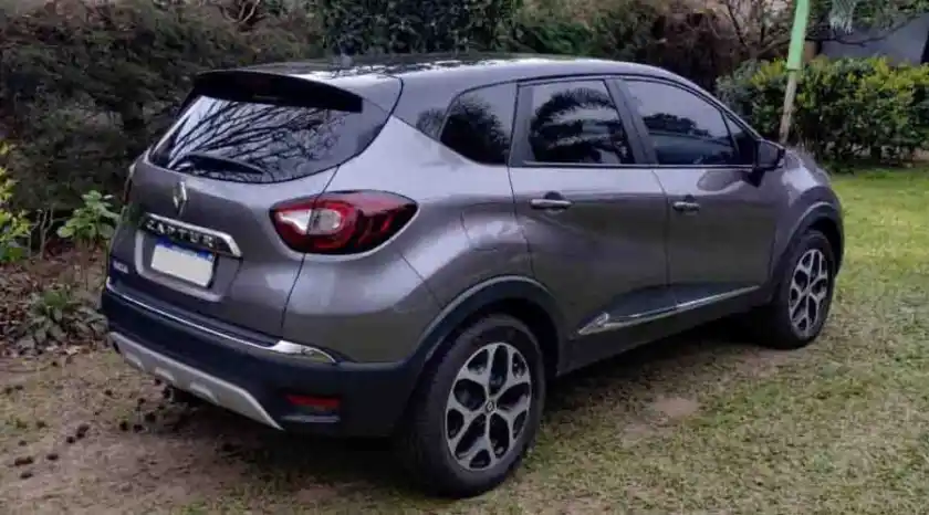 Renault Captur Intense 1.6 Cvt – Año 2021  2021 - foto 3