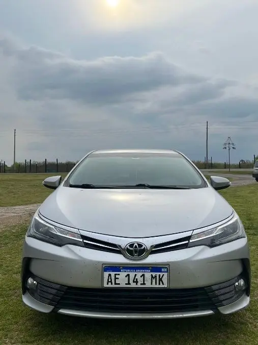 Toyota Corolla Xei 1.8 6 M/T 85000Km  2019 - foto 1