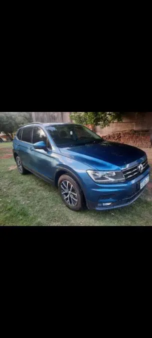 Volkswagen Tiguan - foto 1