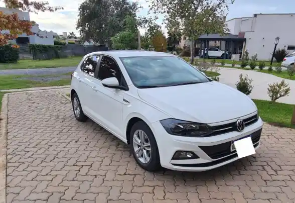 Volkswagen Polo Confortline 2018  2018 - foto 1