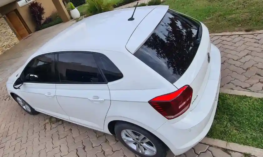 Volkswagen Polo Confortline 2018  2018 - foto 3