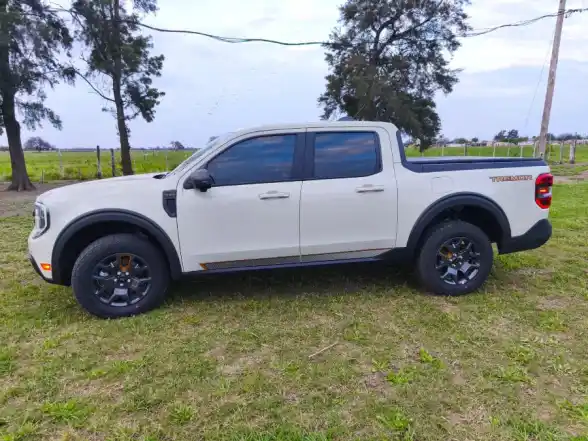 Ford Maverick Tremor 2025 - 11.000 Km  2025 - foto 1