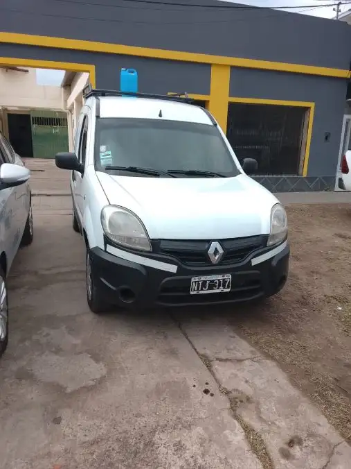 Renault KANGOO FURGON 2014 1.6 Nafta 2014 - foto 1