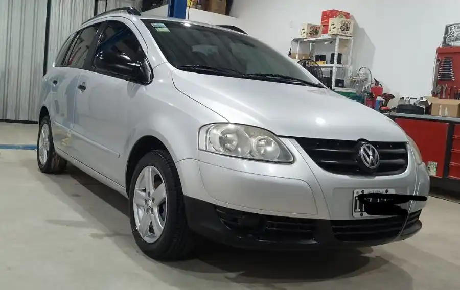 Volkswagen Suran Modelo 2010  2010 - foto 3