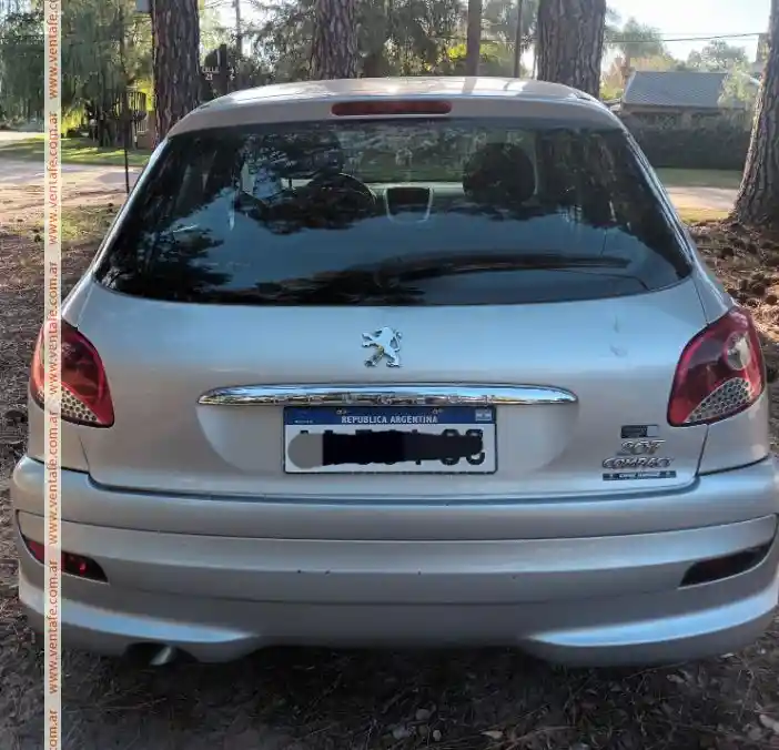 Peugeot 207. Compact. 1.4 - foto 3