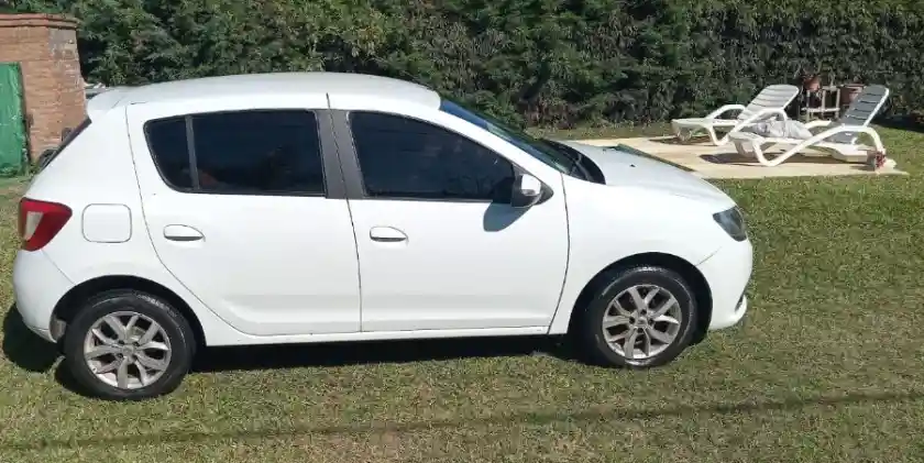 Renault Ya - Sandero Privilege Inmaculado  2018 - foto 1
