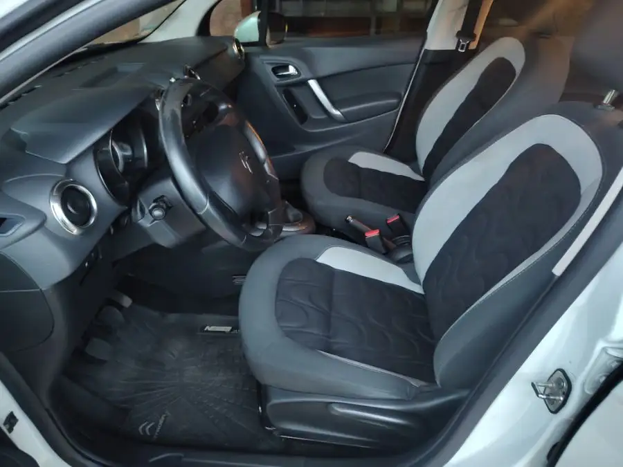 Citroën C3 Tendance Pack Secure Año 2015  2015 - foto 4