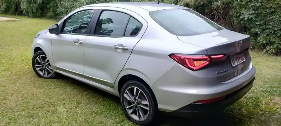 Fiat Cronos 1.3 Precision At 2023  2023 - foto 2