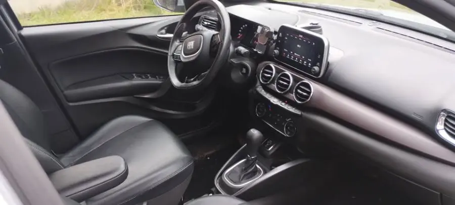 Fiat Cronos 1.3 Precision At 2023  2023 - foto 4