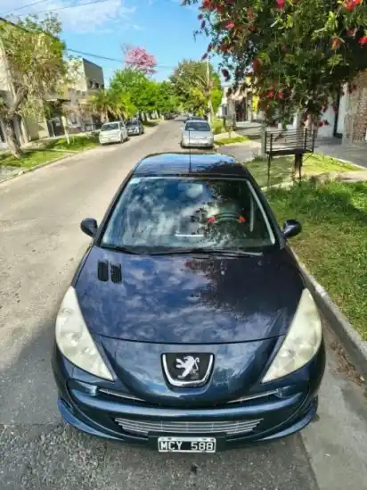 Peugeot 207 - foto 2