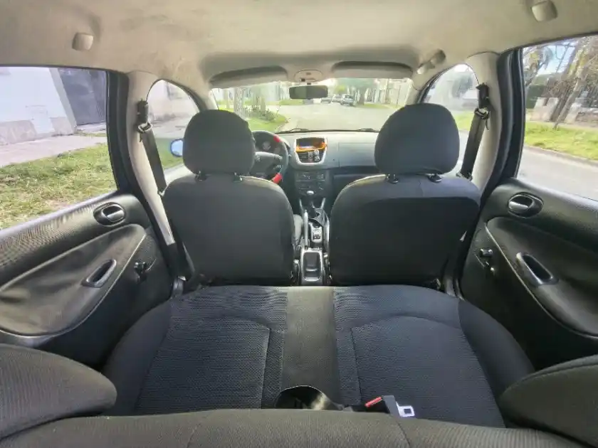 Peugeot 207 - foto 5