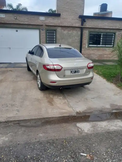 Renault Fluence Privilege  2011 - foto 3