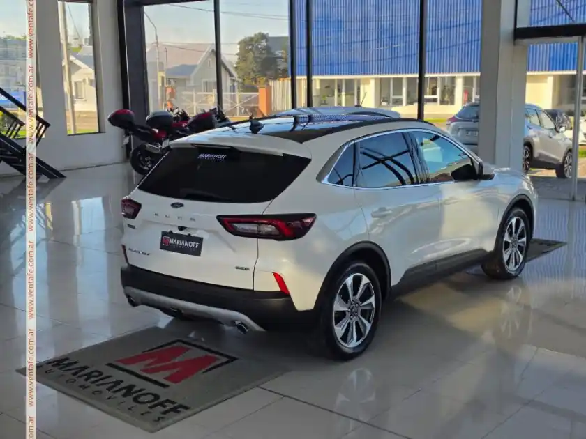 Ford Kuga Híbrida Platinum Awd 2023  2023 - foto 3
