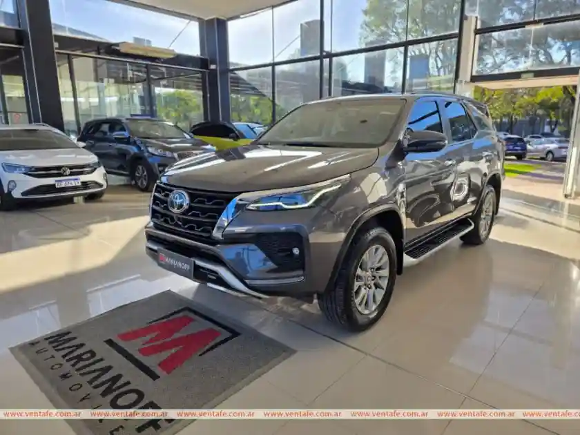 Toyota Sw4 Srx 4X4 At 2023  2023 - foto 2