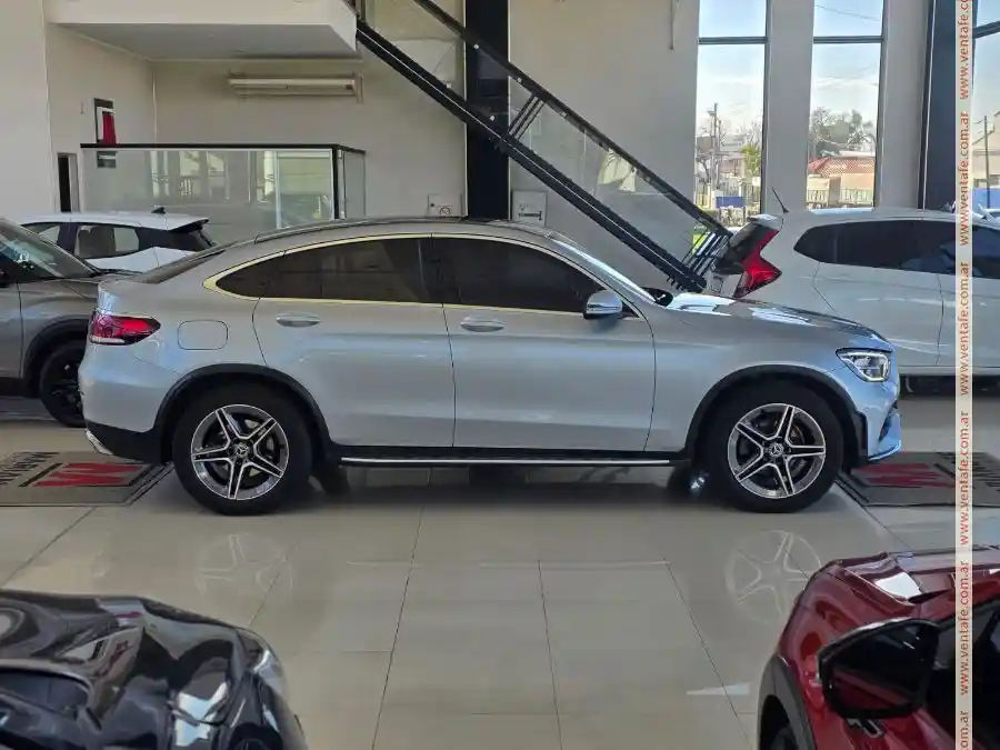Mercedes-Benz Glc 300 4Matic Amg Line Coupé 2020  2020 - foto 3