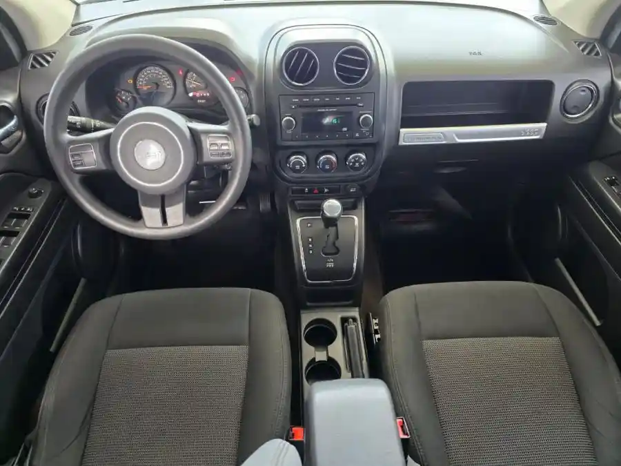 Jeep Compass 2.4 Sport Aut 2013  2013 - foto 5
