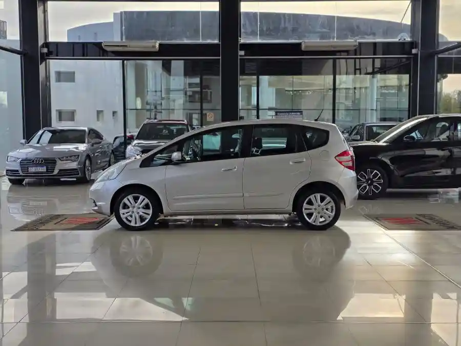 Honda Fit 1.5 Ex Mt 2010  2010 - foto 4