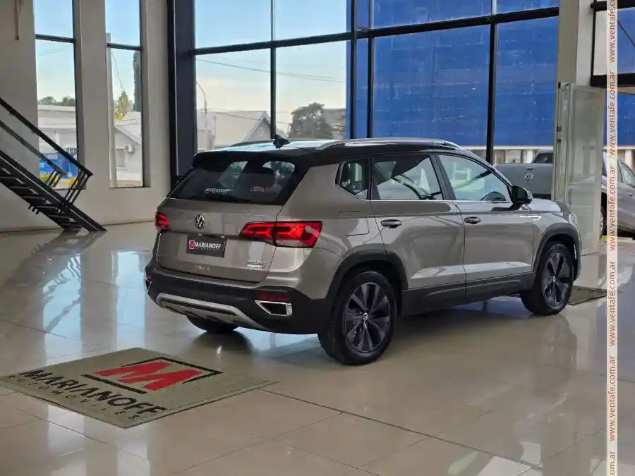 Volkswagen Taos 1.4 250 Tsi Hero Bi Tono At L/23 Tip 2023  2023 - foto 4