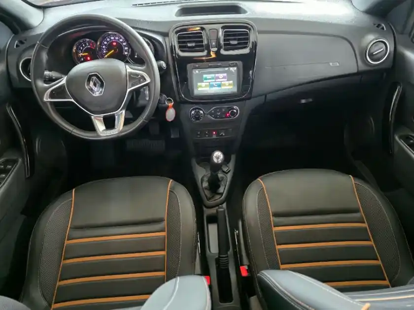 Renault Sandero Stepway 1.6 Intens 2023 + Gnc | 63.000 Km  2023 - foto 5