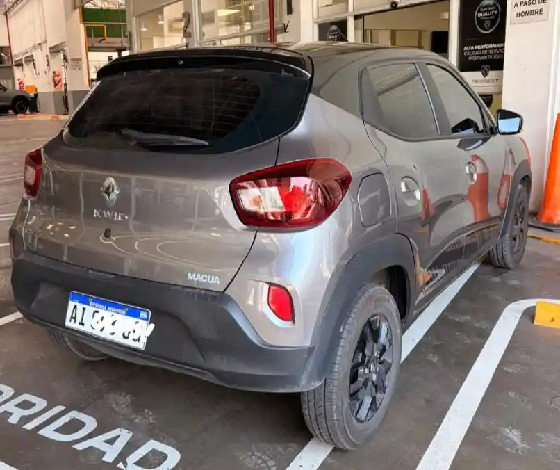 Renault Kwid 1.0 Iconic 2026 9.000 Km  2026 - foto 2