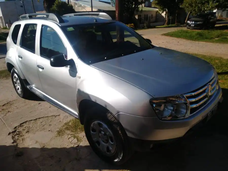Renault Duster Confort Plus 1.6 Modelo 2015  2015 - foto 2